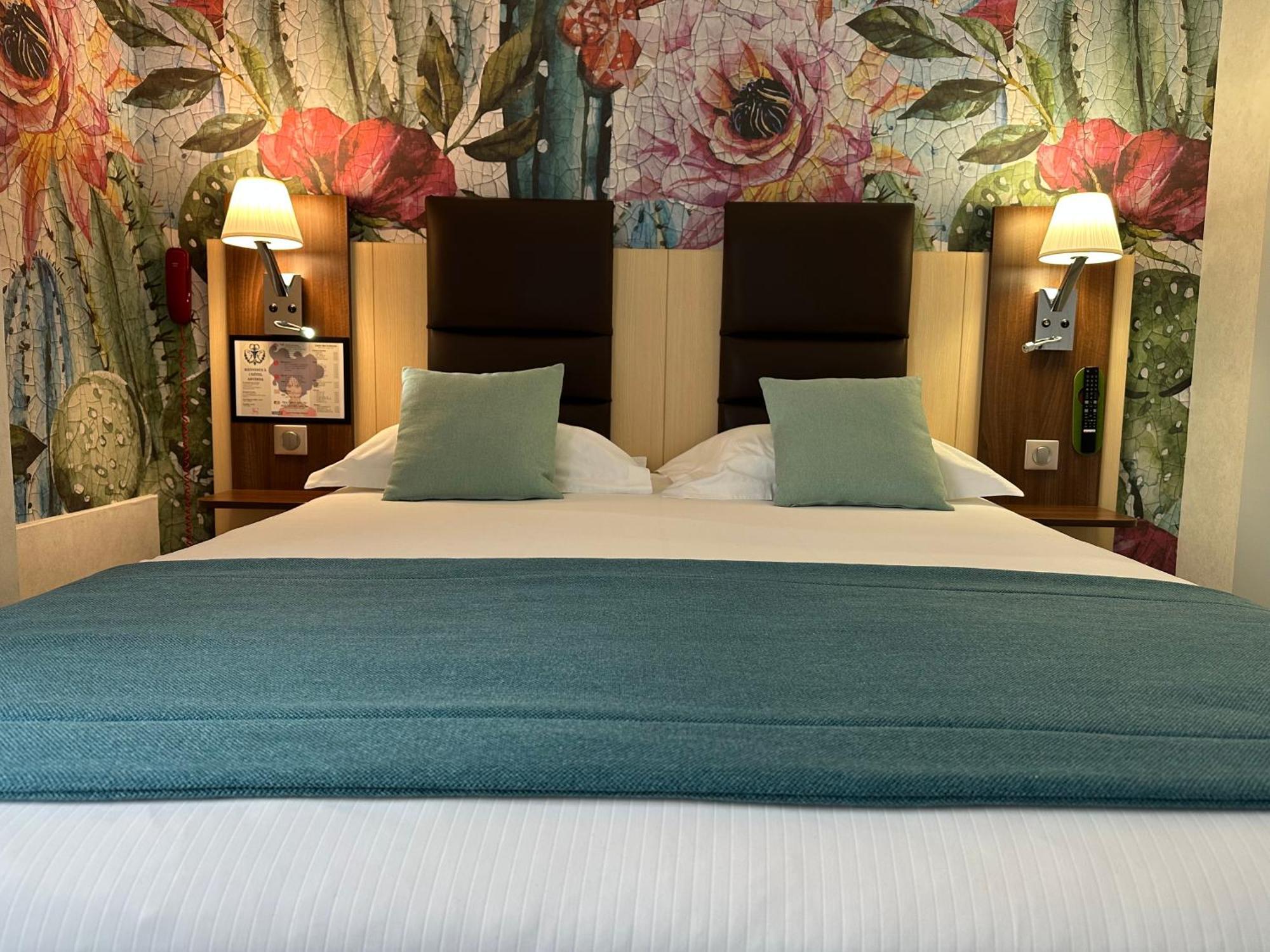 Hotel Arverna Vichy - Clt'Hotel Zewnętrze zdjęcie