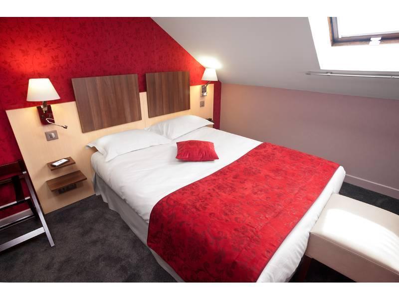 Hotel Arverna Vichy - Clt'Hotel Zewnętrze zdjęcie