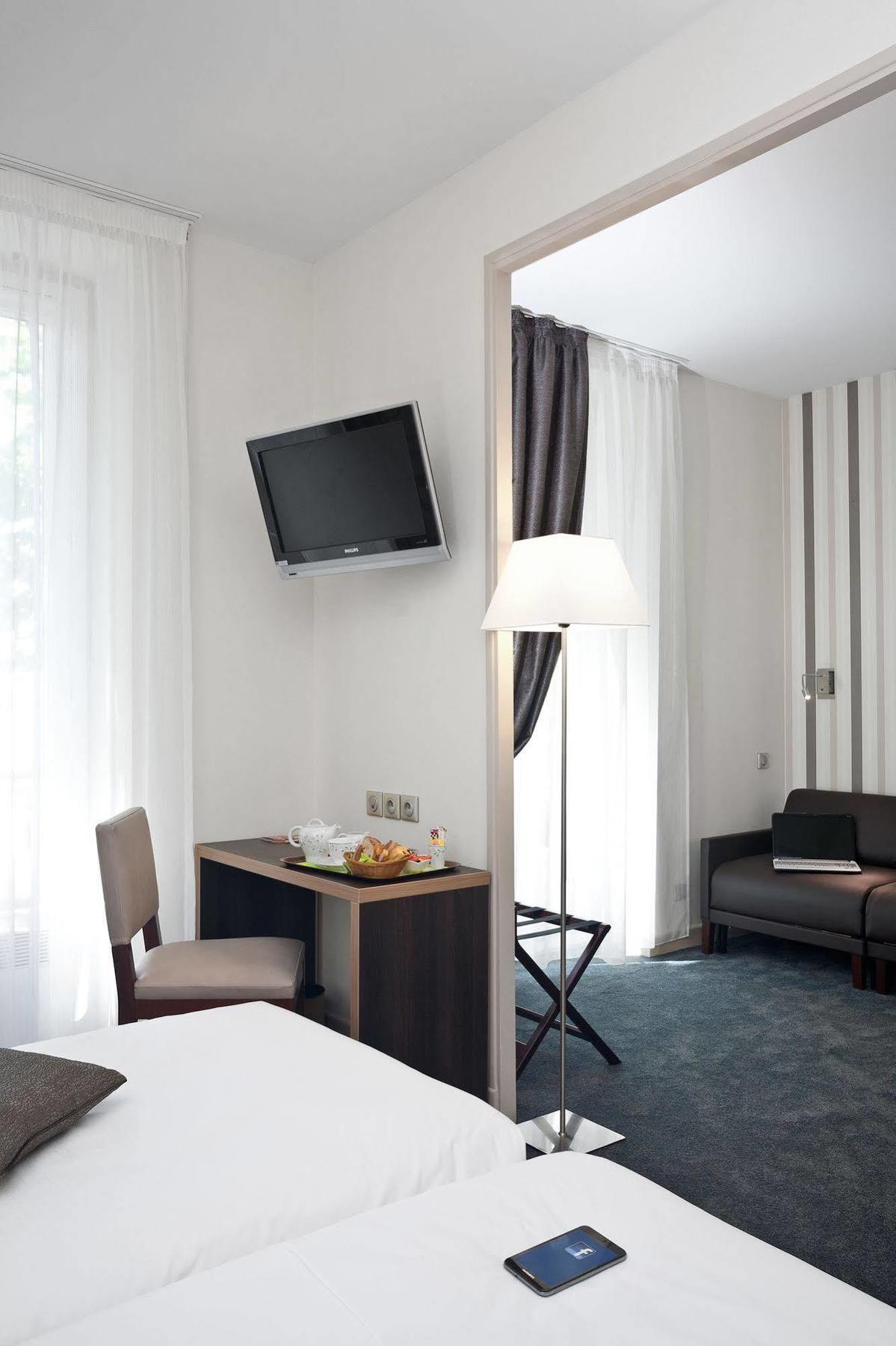 Hotel Arverna Vichy - Clt'Hotel Zewnętrze zdjęcie