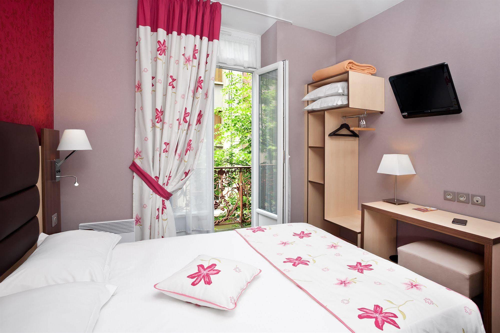 Hotel Arverna Vichy - Clt'Hotel Zewnętrze zdjęcie